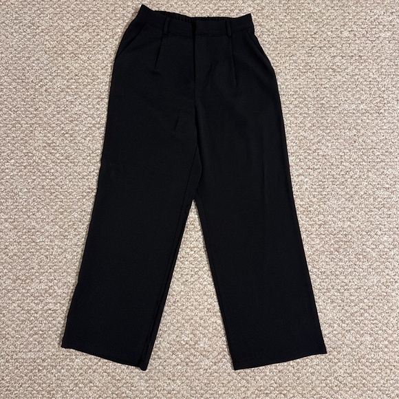 Black High-Waisted Pleated Trousers - Wide Leg Tailored Pants - Picture 1 of 1